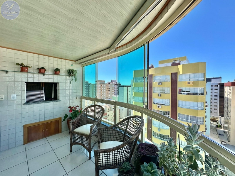 APARTAMENTO NO CORAÇÃO DA CIDADE, JUNTO AO MAR E COM SACADA AMPLA: 11ª foto da galeria de imagens do imóvel