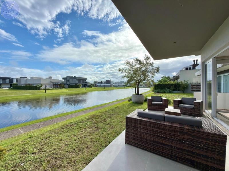 CAPÃO ILHAS RESORT  CASA BEIRA LAGO À VENDA: 35ª foto da galeria de imagens do imóvel