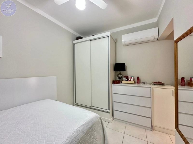 LINDO APARTAMENTO MOBILIADO COM VISTA MAR E PRAÇA – CAPÃO DA CANOA: 3ª foto da galeria de imagens do imóvel