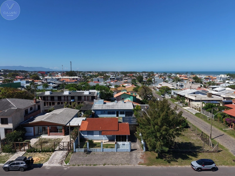 CASA À VENDA, LADO MAR   BAIRRO ARAÇÁ !!  TERRENO INTEIRO 15x30m2: 15ª foto da galeria de imagens do imóvel