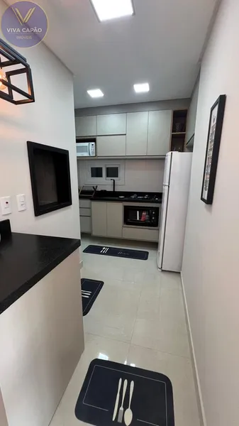 APARTAMENTO COMPLETO COM SUÍTE E SACADA FRENTE.: 1ª foto da galeria de imagens do imóvel