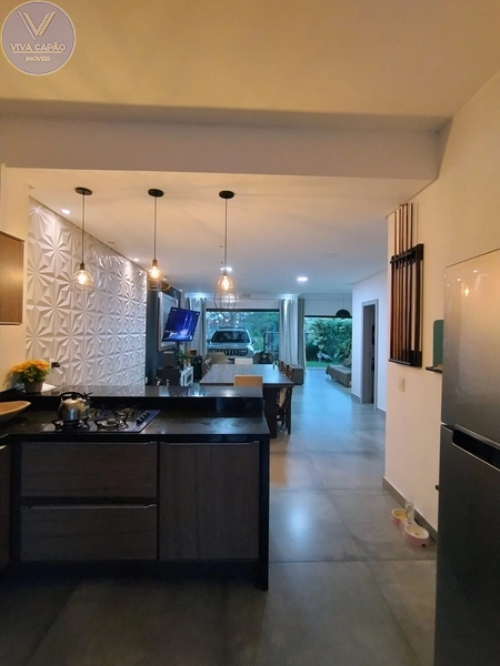 RESIDÊNCIA ALTO PADRÃO – MODERNA E COMPLETA: 3ª foto da galeria de imagens do imóvel