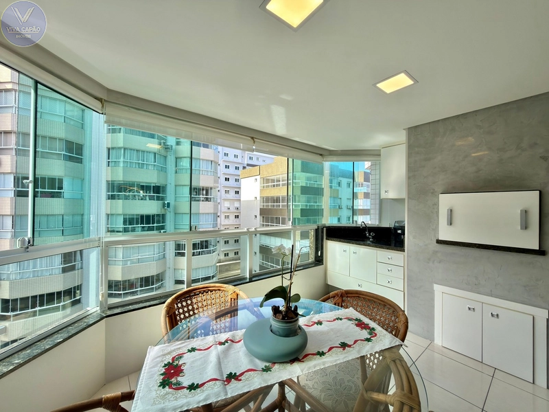 APARTAMENTO À VENDA  COM VISTA PARA O MAR: 1ª foto da galeria de imagens do imóvel