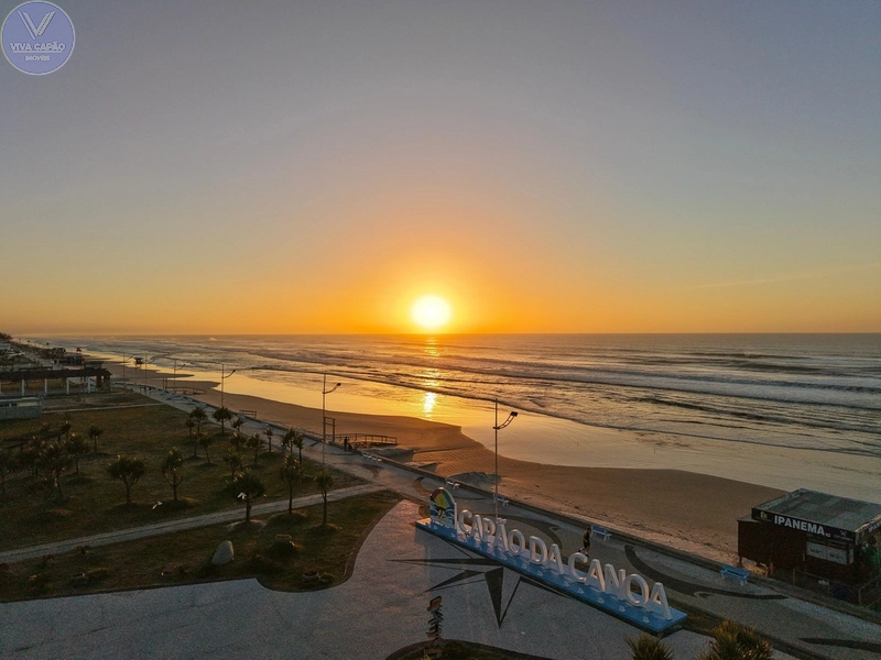 APARTAMENTO À VENDA NA BEIRA MAR DE CAPÃO DA CANOA - NOVIDADE: 1ª foto da galeria de imagens do imóvel