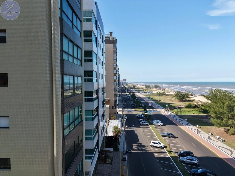 APARTAMENTO À VENDA DE FRENTE PARA PRAIA  PÉ NA AREIA: 6ª foto da galeria de imagens do imóvel