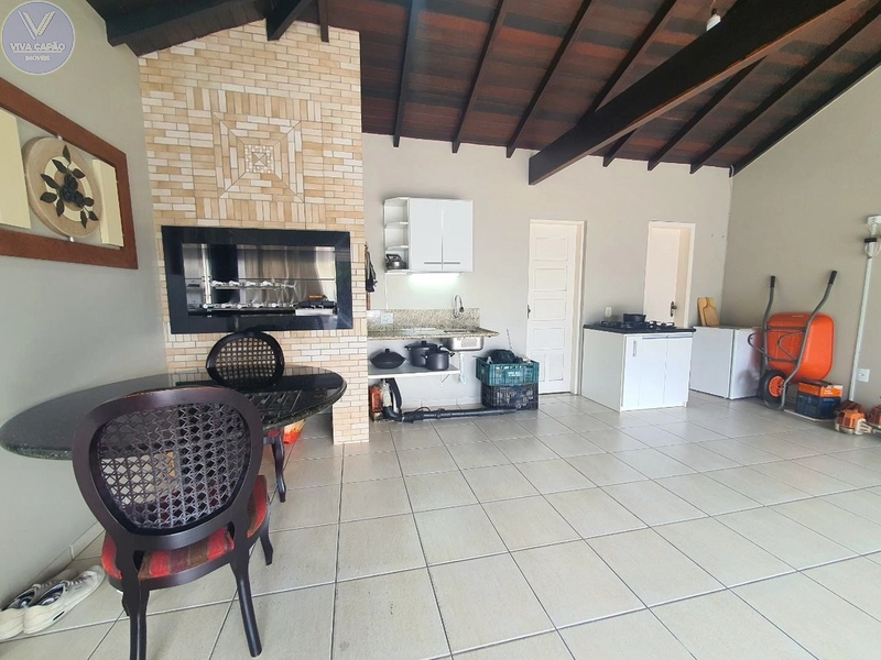 EXCELENTE CASA DE 03 DORMITÓRIOS NO BAIRRO SANTO ANTONIO: 42ª foto da galeria de imagens do imóvel