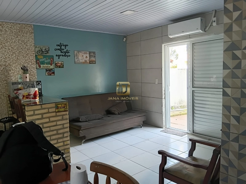 Excelente casa à venda no centro de Imbè RS: 5ª foto da galeria de imagens do imóvel