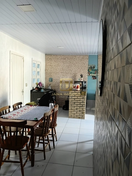 Excelente casa à venda no centro de Imbè RS: 3ª foto da galeria de imagens do imóvel