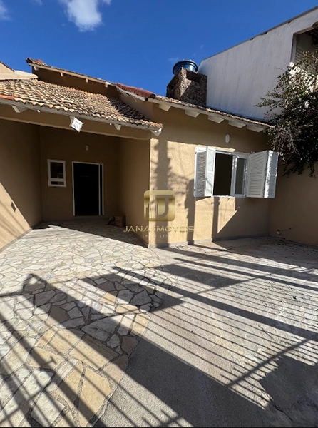 Casa em Cachoeirinha!!: 2ª foto da galeria de imagens do imóvel