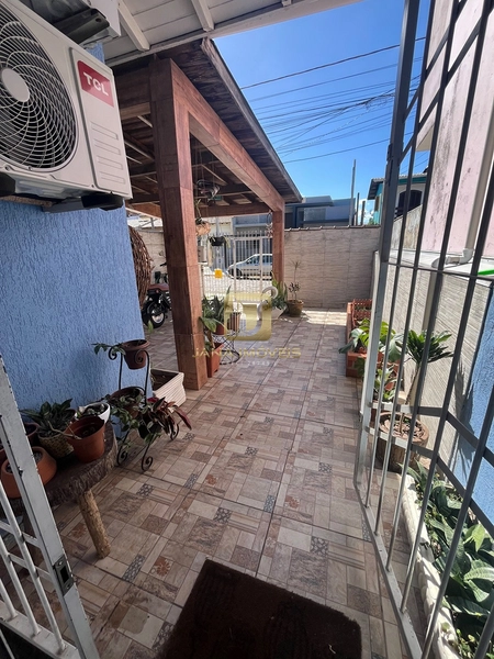 Excelente casa à venda de 2 dormitórios no Parque da Matriz , Cachoeirinha RS: 3ª foto da galeria de imagens do imóvel