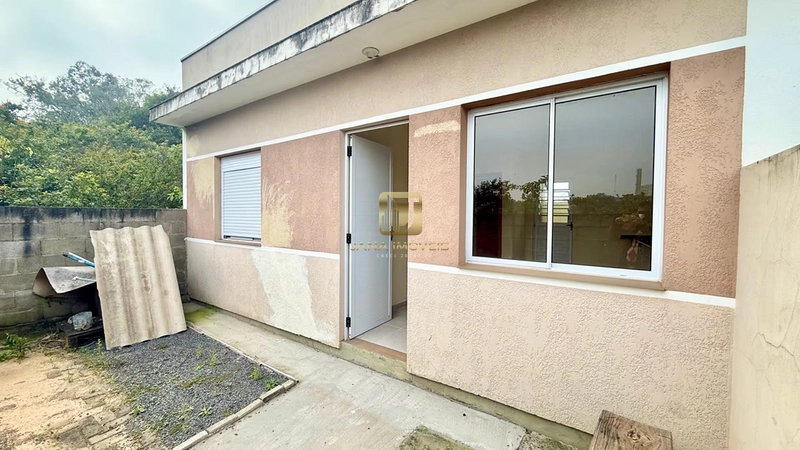 Excelente casa a venda de 2 dormitórios , no bairro São Luiz , Gravataí: 2ª foto da galeria de imagens do imóvel