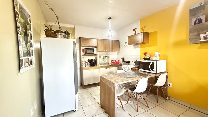 Casa a venda em Alvorada: 2ª foto da galeria de imagens do imóvel
