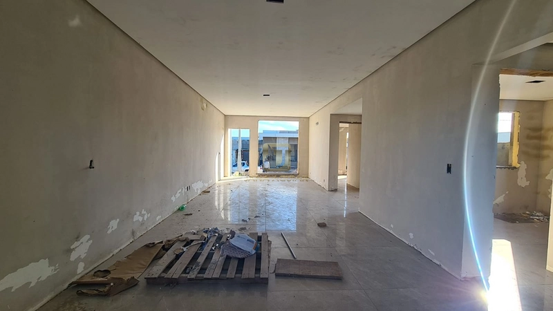 Casa inacabada  à Venda em Gravatai : 5ª foto da galeria de imagens do imóvel