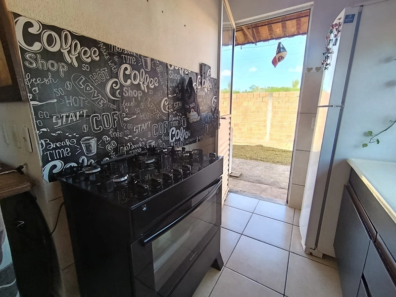 Casa de esquina com dois dormitórios a venda em Gravataí.: 6ª foto da galeria de imagens do imóvel