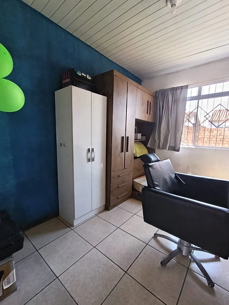 Casa de esquina com dois dormitórios a venda em Gravataí.: 10ª foto da galeria de imagens do imóvel