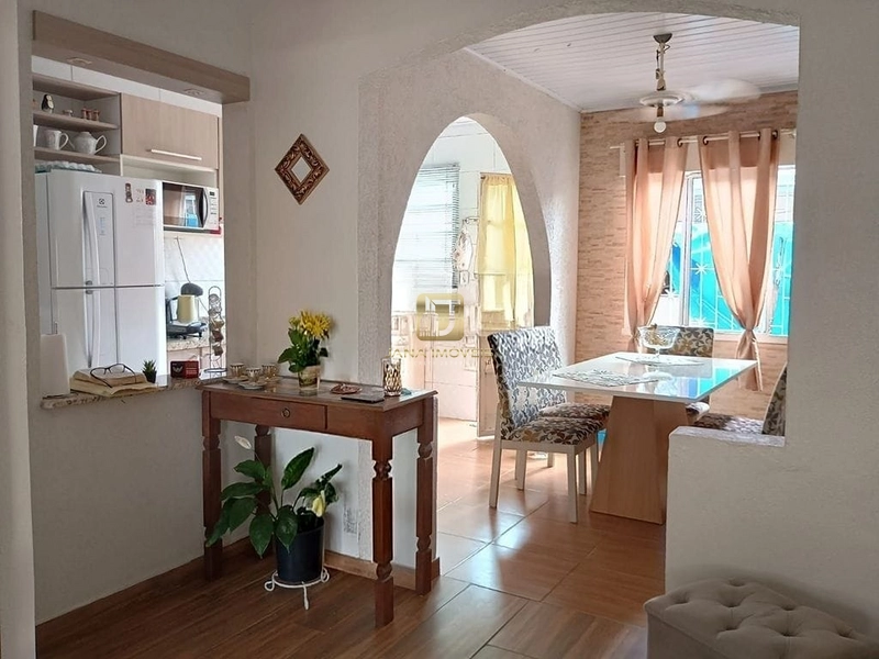Excelente casa de 2 dormitórios no Parque da Matriz em Cachoeirinha : 1ª foto da galeria de imagens do imóvel