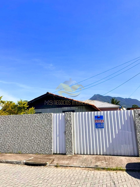 Casa nova para locação anual – Barra do Aririú/Pacheco, Palhoça/SC: 1ª foto da galeria de imagens do imóvel
