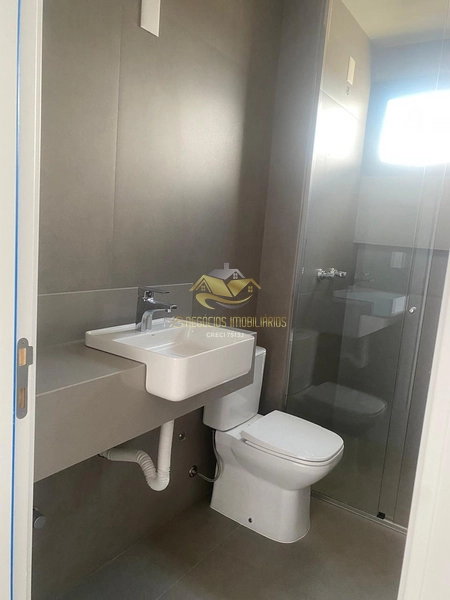 Lindo apartamento sem mobília com sacada: 9ª foto da galeria de imagens do imóvel