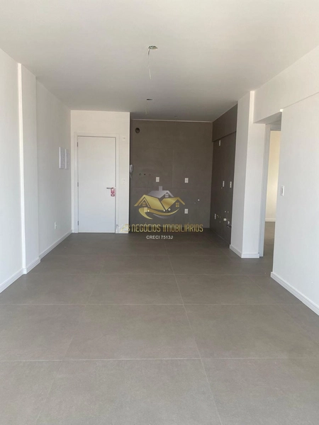 Lindo apartamento sem mobília com sacada: 5ª foto da galeria de imagens do imóvel