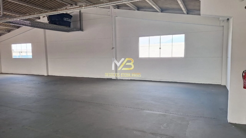 GALPÃO BEM ESPAÇOSO: 14ª foto da galeria de imagens do imóvel