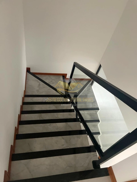 Sobrados de alto padrão à venda – Barreiros, São José/SC: 2ª foto da galeria de imagens do imóvel