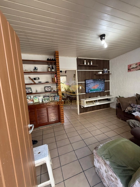Casa com ponto comercial à venda – Jardim Cidade, São José/SC: 2ª foto da galeria de imagens do imóvel