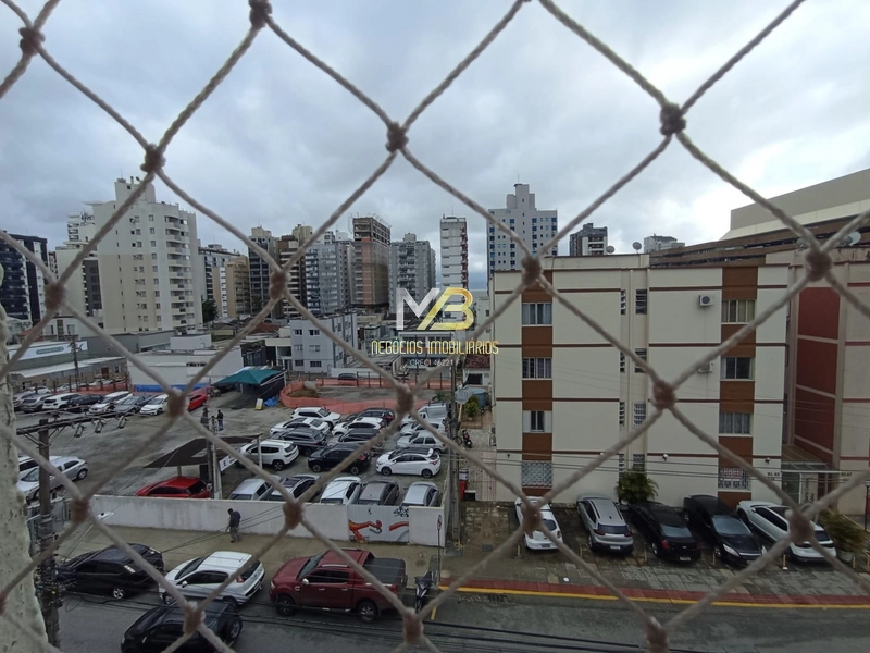 Apartamento no centro Florianópolis, 200 metros do Shopping Beira-mar: 2ª foto da galeria de imagens do imóvel