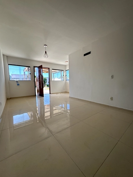 Casa em Condomínio Térrea : 3ª foto da galeria de imagens do imóvel