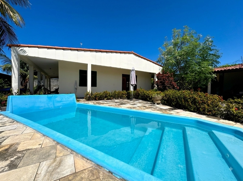 Casa ampla com piscina no Francês : 2ª foto da galeria de imagens do imóvel