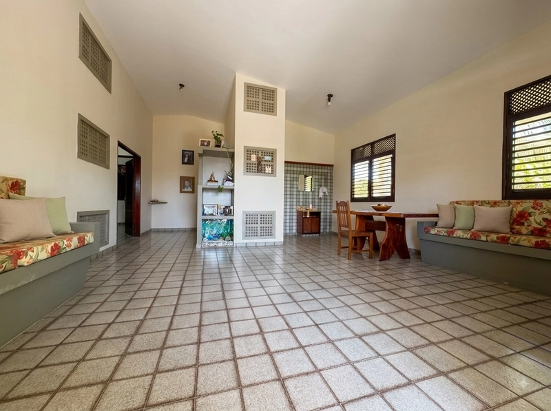 Casa ampla com piscina no Francês : 4ª foto da galeria de imagens do imóvel