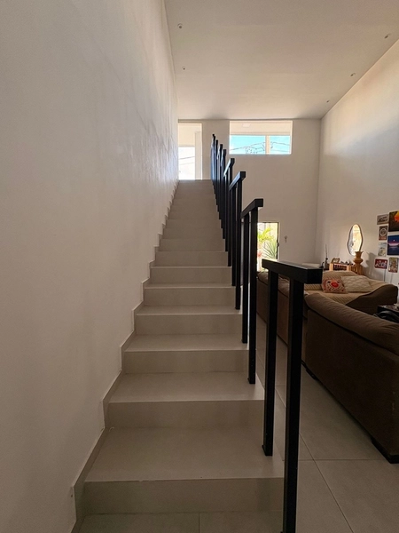 Comprar uma casa para passar aperto na suíte? Aqui não. Conheça o refúgio que a sua família merece a poucos minutos do Francês: 4ª foto da galeria de imagens do imóvel