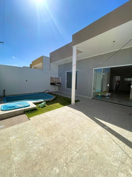 Casa com piscina no trevo do francês: 1ª foto da galeria de imagens do imóvel