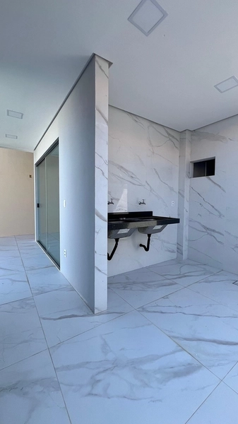 Casa em condomínio com piscina e área de lazer: 11ª foto da galeria de imagens do imóvel