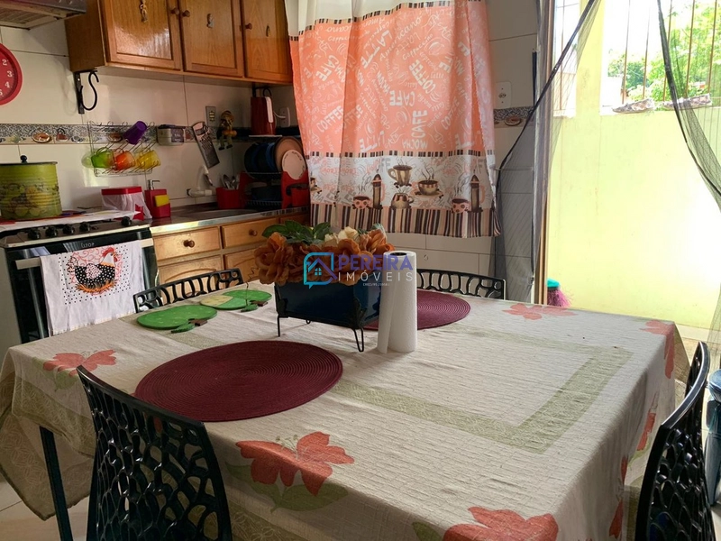 Casa no Centro com 02 dormitórios: 7ª foto da galeria de imagens do imóvel