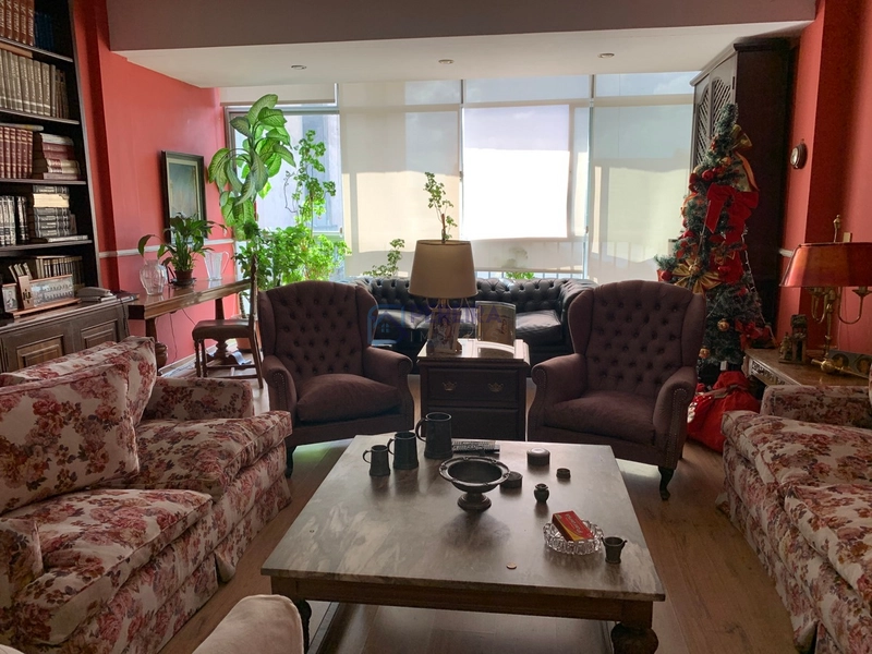 Apartamento de 03 dormitórios no Edifício Associação Rural.: 1ª foto da galeria de imagens do imóvel