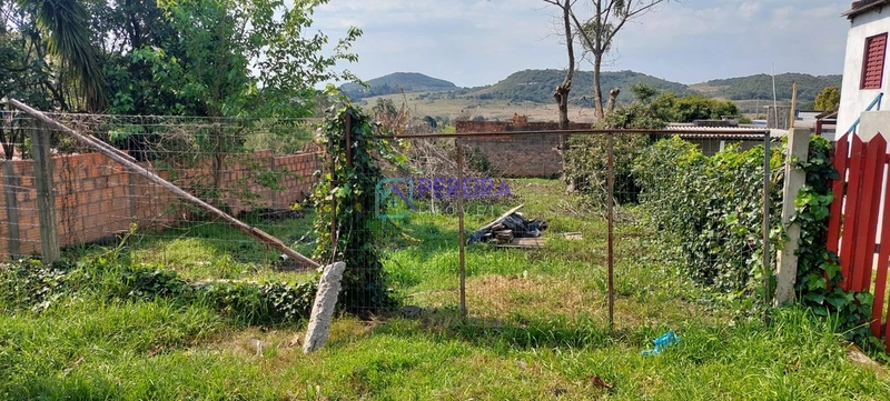 Terreno próximo a Caixa D Água do Wilson : 2ª foto da galeria de imagens do imóvel