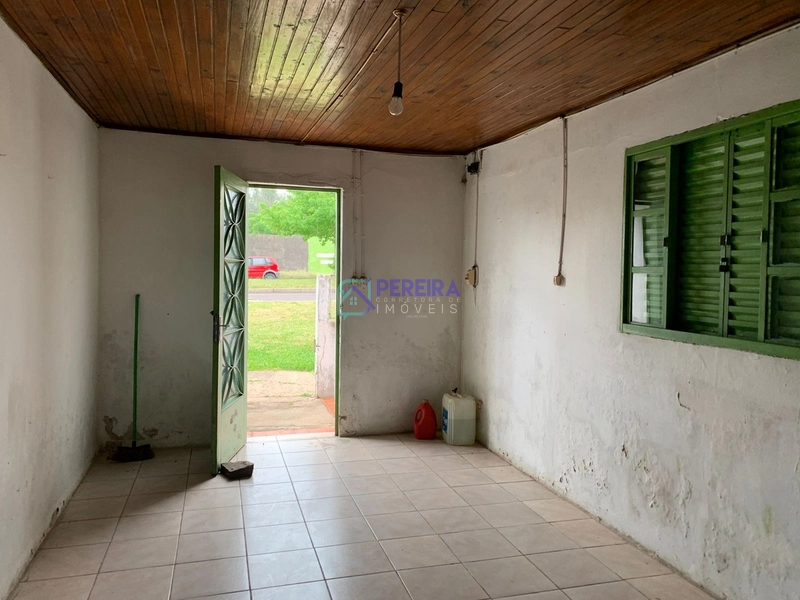 Casa de 02 dormitórios próxima ao shopping Siñeriz.: 6ª foto da galeria de imagens do imóvel