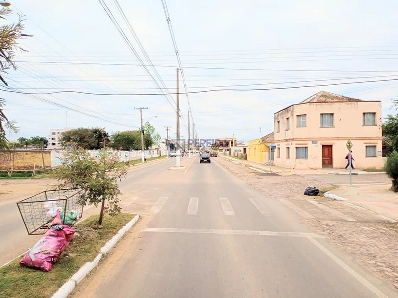 Terreno Comercial de esquina em Dom Pedrito.: 4ª foto da galeria de imagens do imóvel
