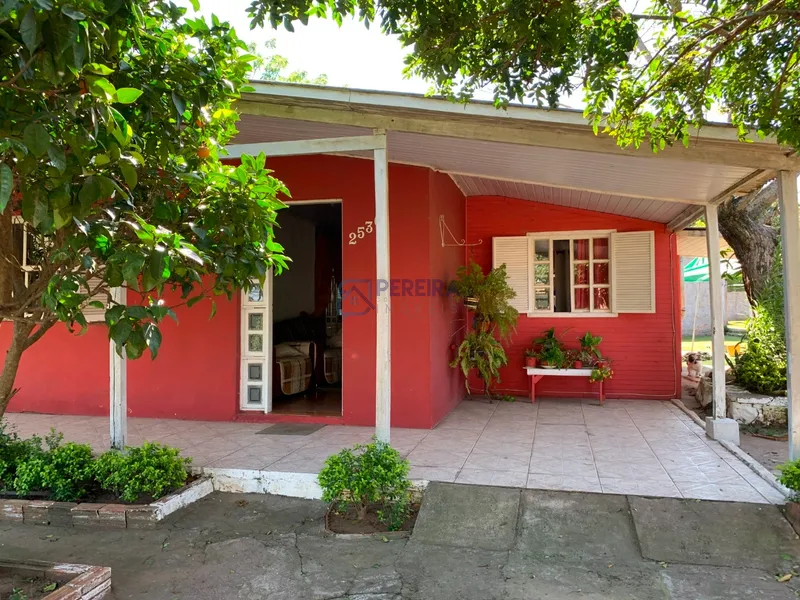 Casa que parece uma chácara: 1ª foto da galeria de imagens do imóvel