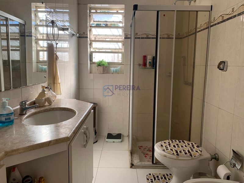 Casa no centro com 3 dormitórios: 15ª foto da galeria de imagens do imóvel