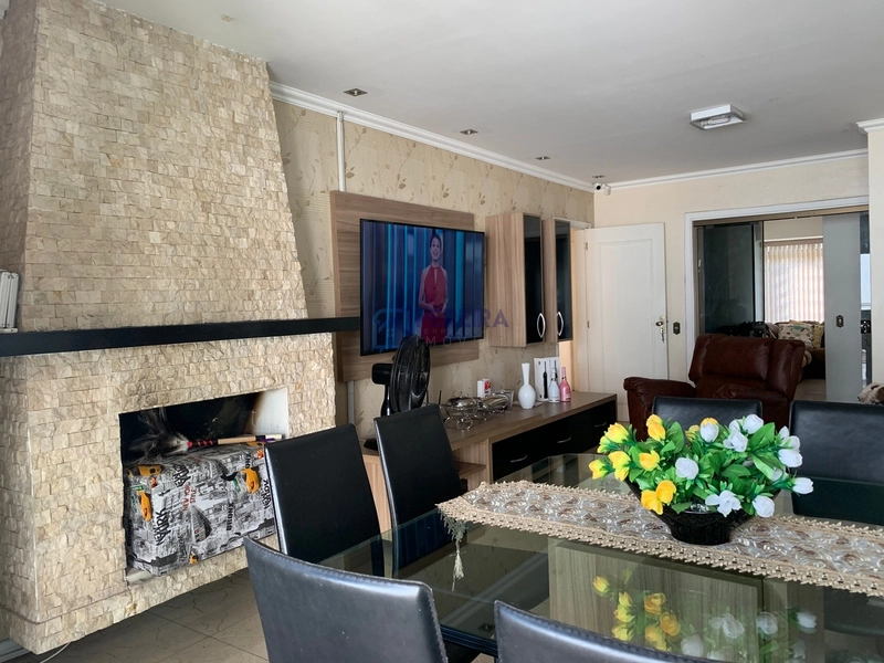Casa no centro com 3 dormitórios: 23ª foto da galeria de imagens do imóvel
