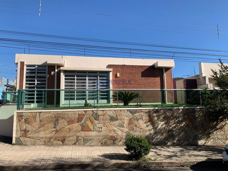 Casa no centro com 3 dormitórios: 33ª foto da galeria de imagens do imóvel