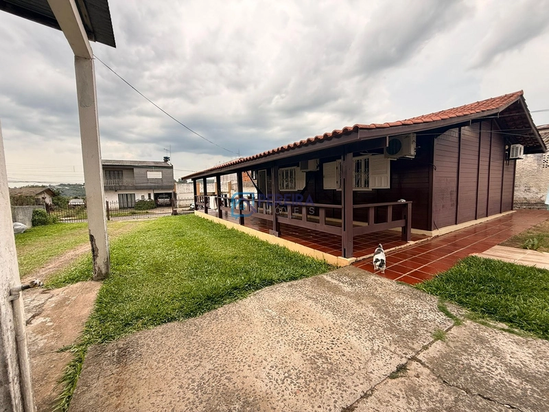 Terreno com duas casas na Vila Argiles.: 11ª foto da galeria de imagens do imóvel