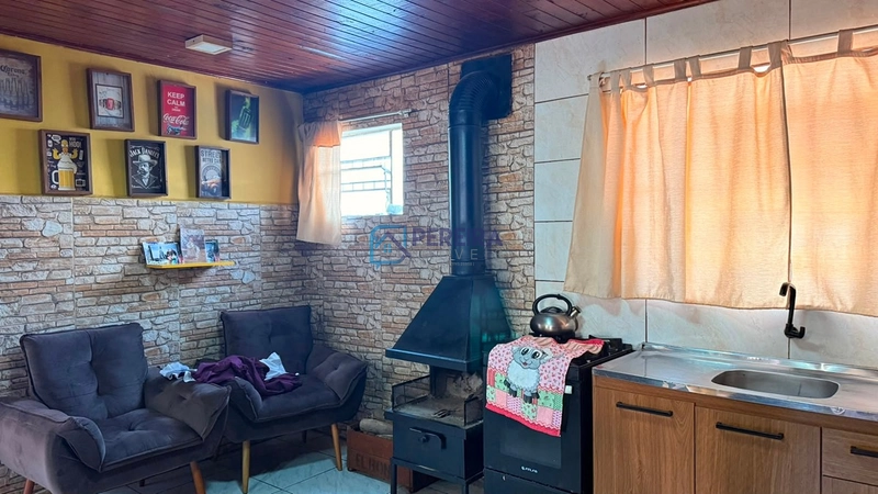 Casa 02 dormitórios: 2ª foto da galeria de imagens do imóvel