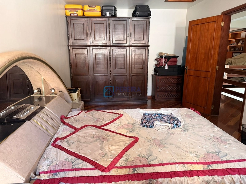 Casa central de 03 dormitórios: 14ª foto da galeria de imagens do imóvel