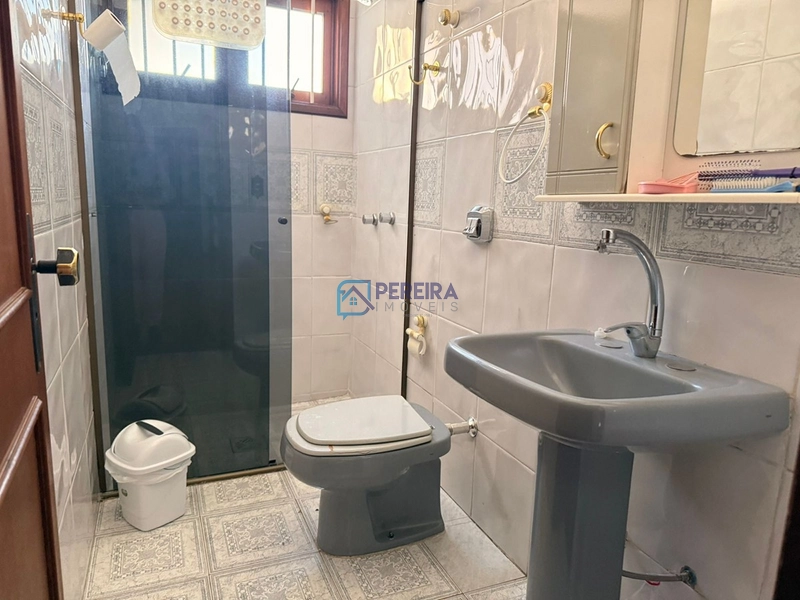 Casa central de 03 dormitórios: 15ª foto da galeria de imagens do imóvel