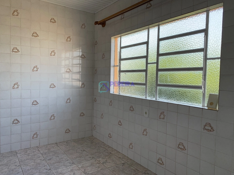 Casa impecável de 04 dormitórios na Severo de Abreu.: 14ª foto da galeria de imagens do imóvel