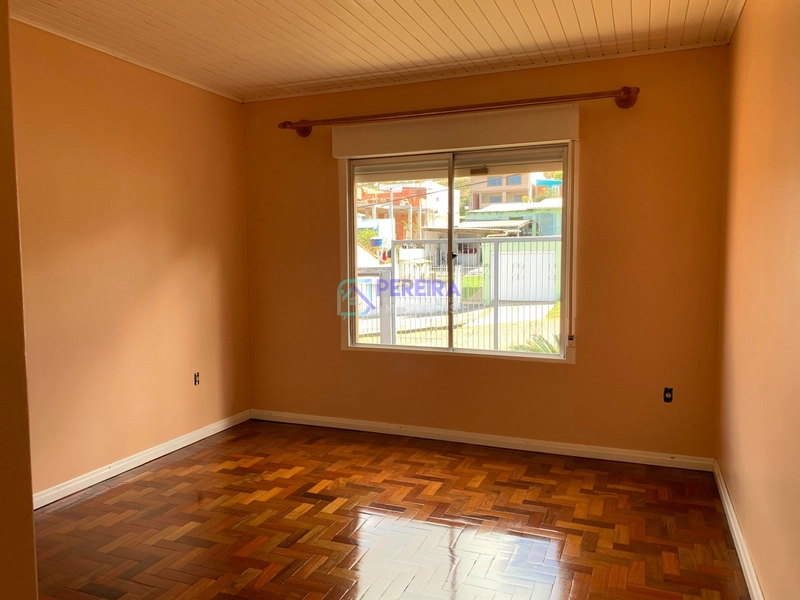 Casa impecável de 04 dormitórios na Severo de Abreu.: 2ª foto da galeria de imagens do imóvel