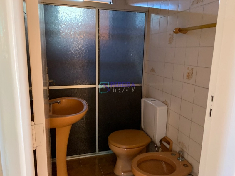 Casa impecável de 04 dormitórios na Severo de Abreu.: 8ª foto da galeria de imagens do imóvel