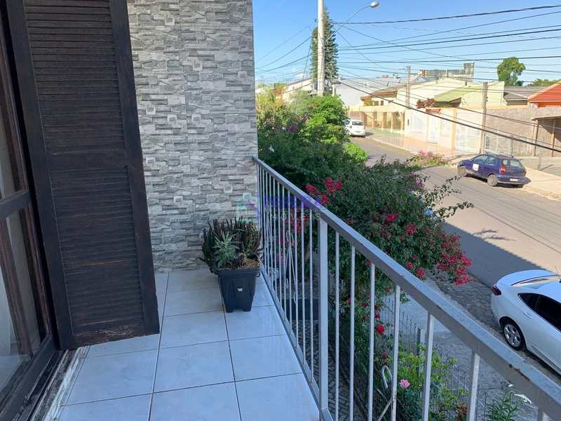 Casa no Planalto com excelente localização para ponto comercial.: 3ª foto da galeria de imagens do imóvel
